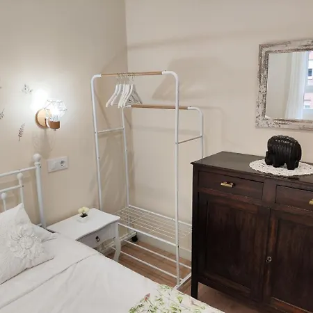Apartamento Moderno, Luminoso Y Exterior En Calle Peatonal